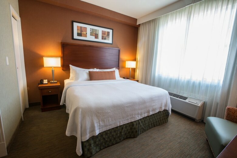 Hotel Courtyard By Marriott St. John's Newfoundland