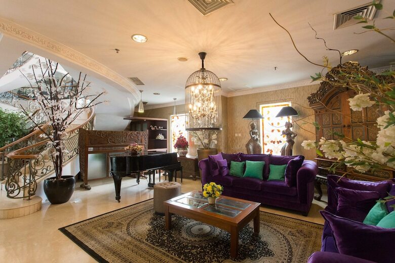 Apartamentos Roosseno Plaza