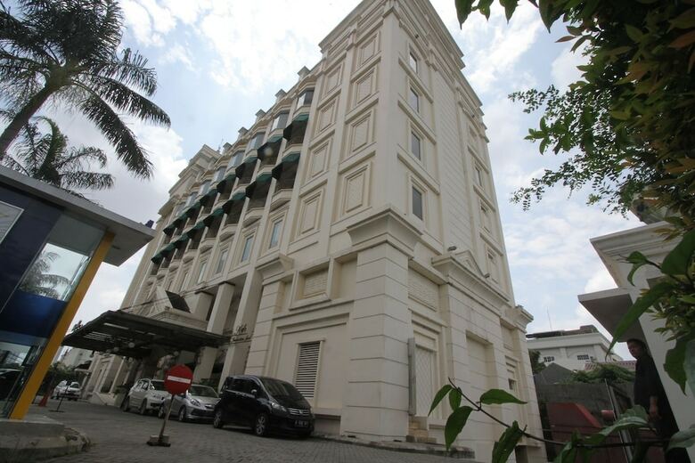 Apartamentos Roosseno Plaza