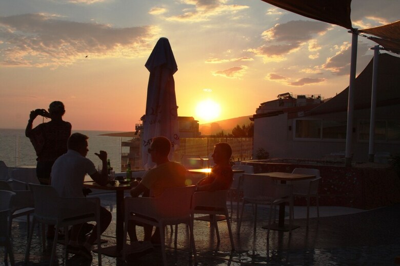 Bougainville Bay Hotel