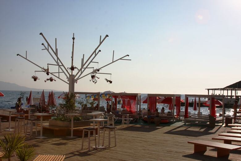 Bougainville Bay Hotel