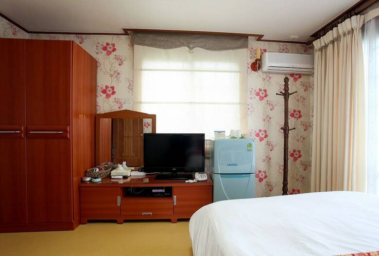 Hotel Hera's Castle