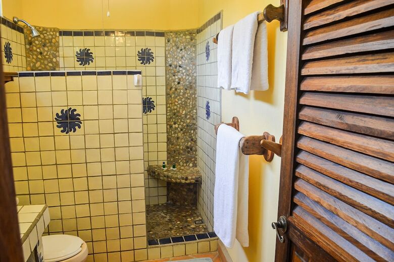 Aparthotel Casamar Suites