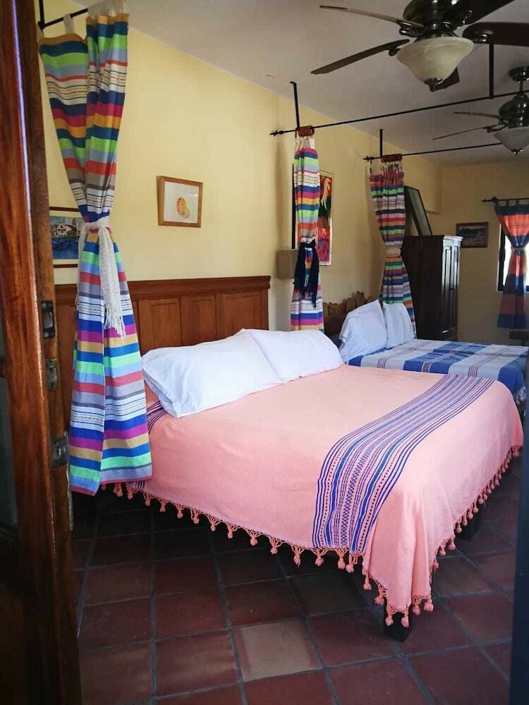 Aparthotel Casamar Suites