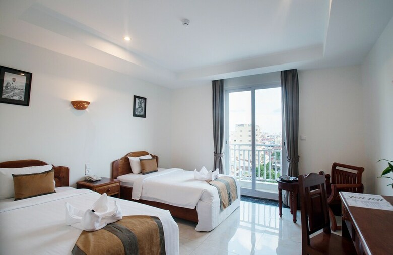 Relax Hotel