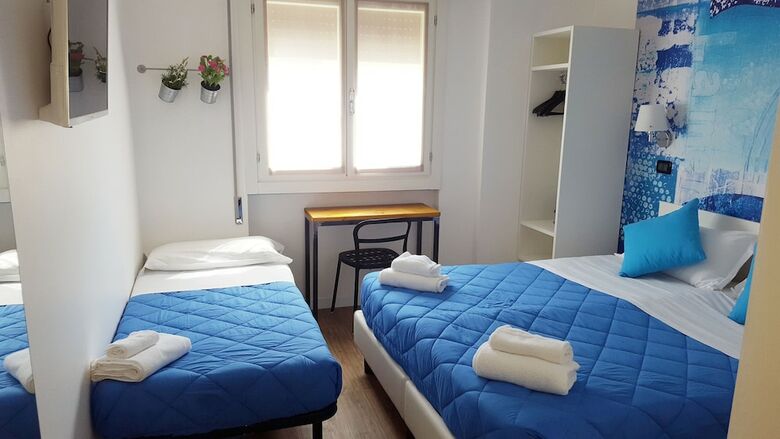 Hostal Lake Garda Hostel