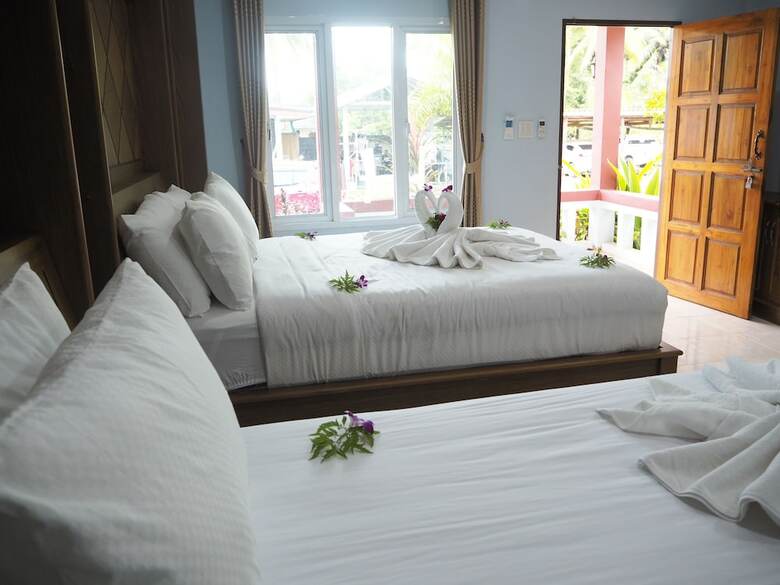 Hotel Selamat Lanta Resort