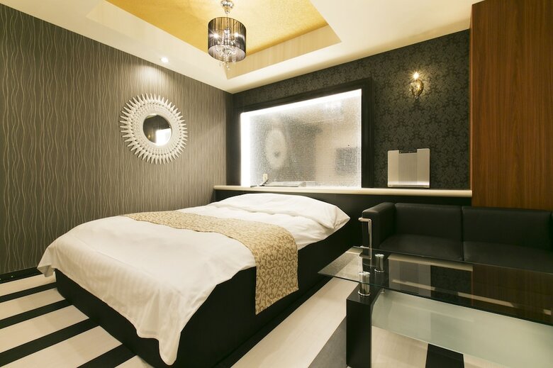 Hotel Atlantis Higashiosaka -adults Only