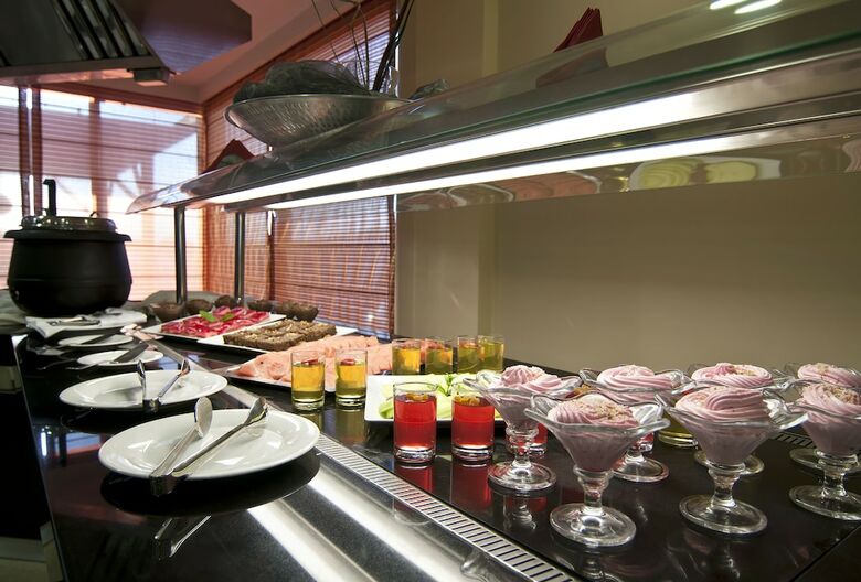 Hotel Olympia Golden Beach & Spa