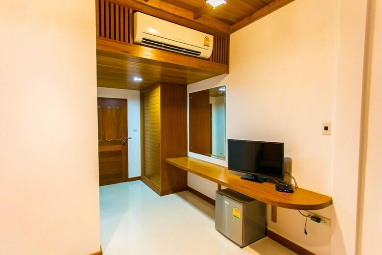 Hotel Tree Home Plus Home Stay