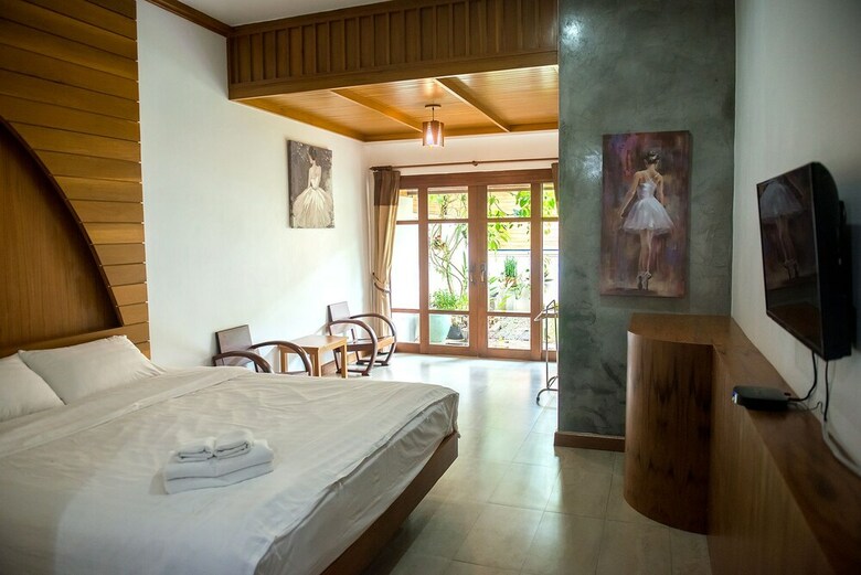 Hotel Tree Home Plus Home Stay