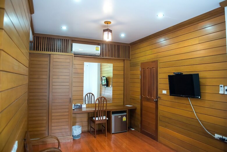 Hotel Tree Home Plus Home Stay