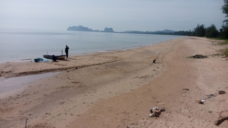 Hotel Bang Boet Bay Beach Resort