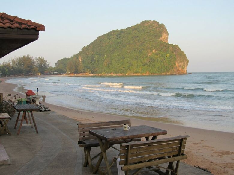 Hotel Bang Boet Bay Beach Resort