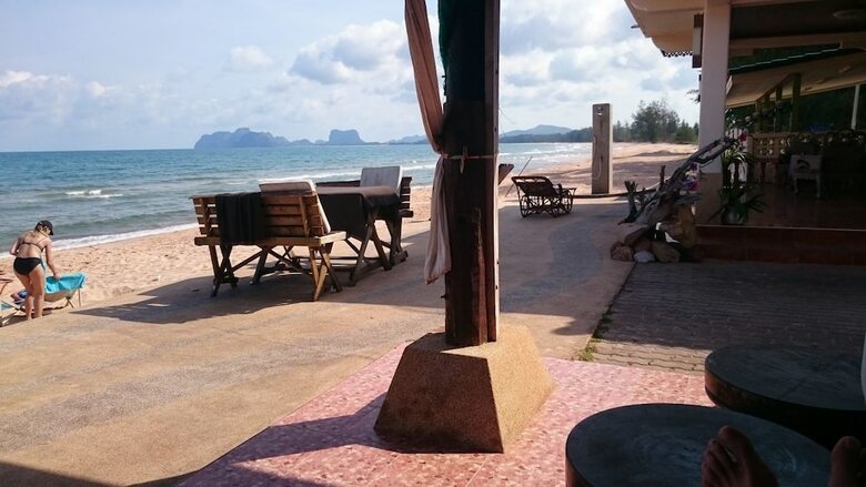 Hotel Bang Boet Bay Beach Resort