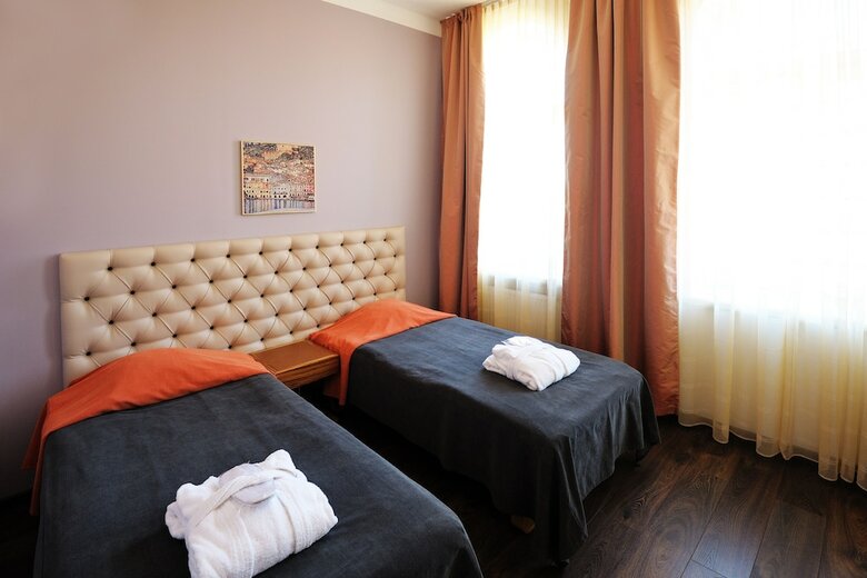 City Hotel Teater