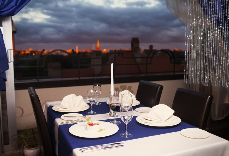 City Hotel Teater
