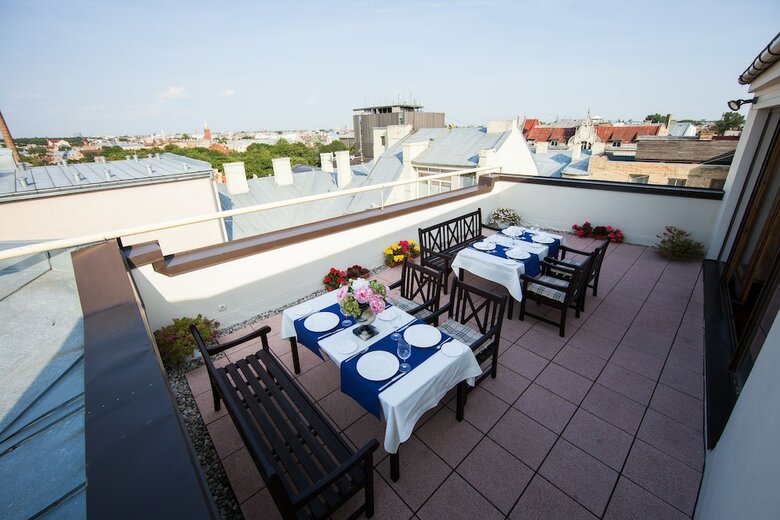 City Hotel Teater