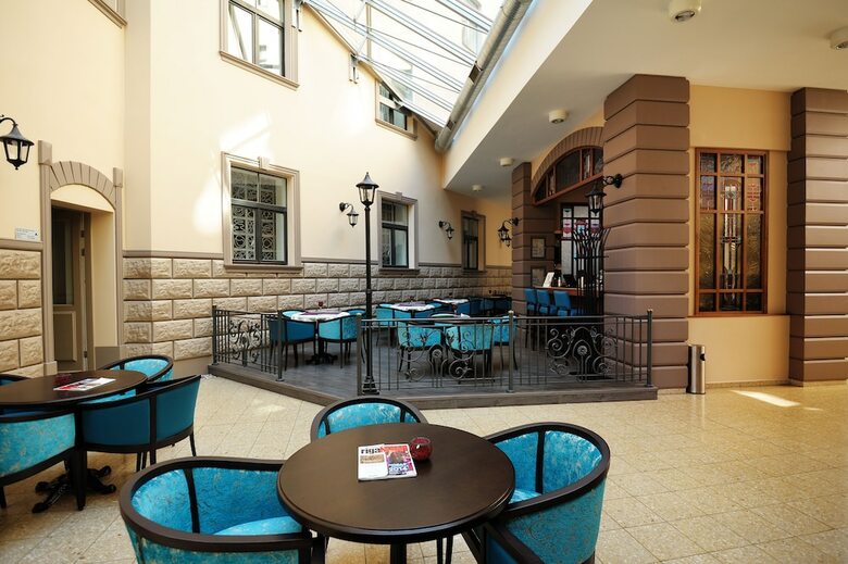 City Hotel Teater