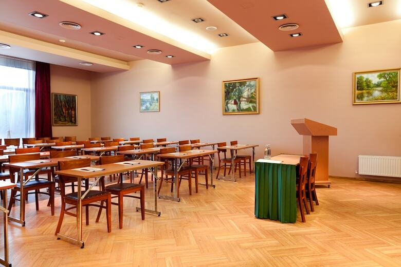 City Hotel Teater
