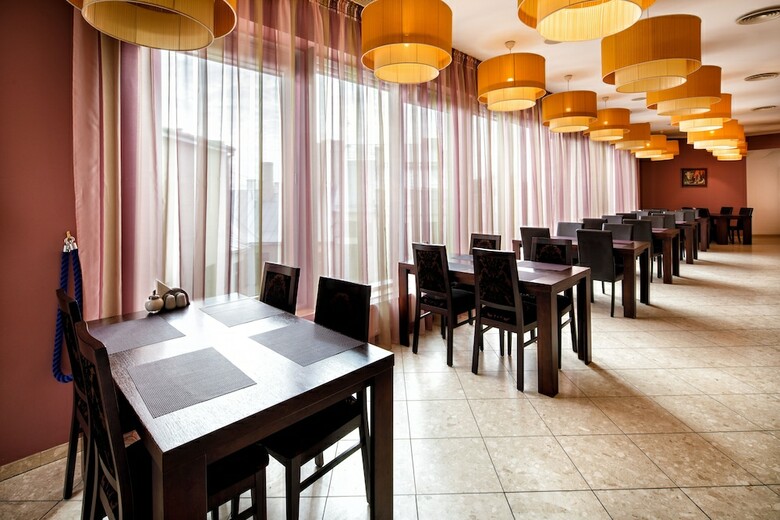 City Hotel Teater