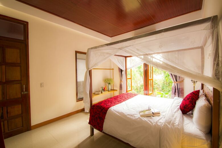 Apartamento Phong Nha Lake House