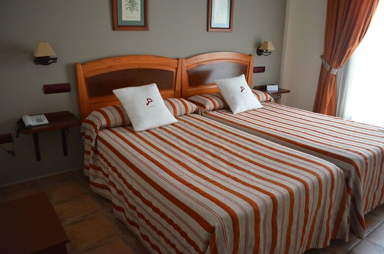 Hospedium Hotel Retiro Del Maestre