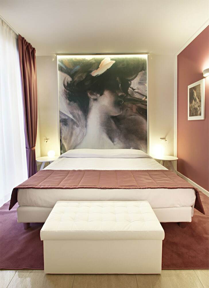Hotel Ferrara Rooms