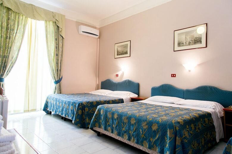 Hotel Altavilla 9