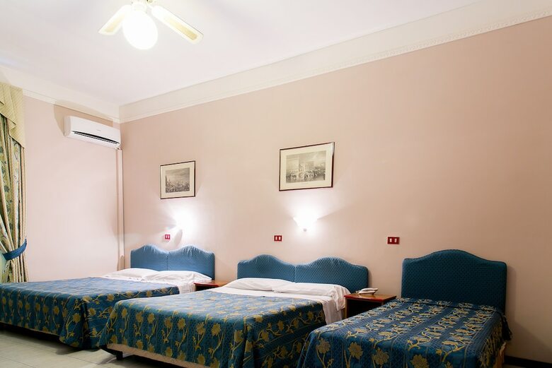 Hotel Altavilla 9