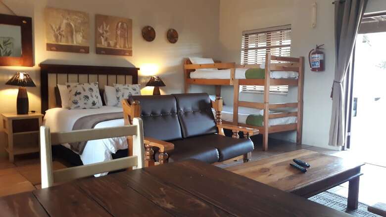 Tourist Lodge Gansbaai