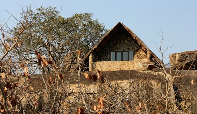 Posada Big Cave Camp - Lodge On The Rocks
