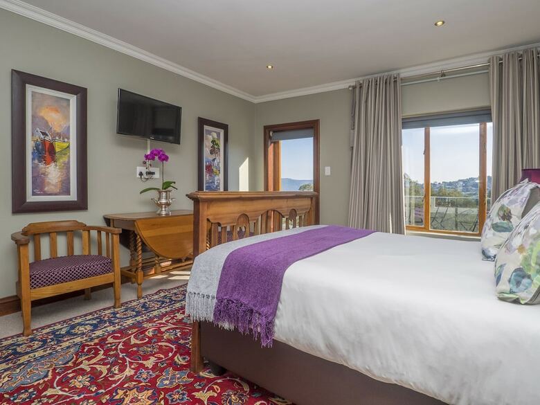 Madison Manor Boutique Hotel