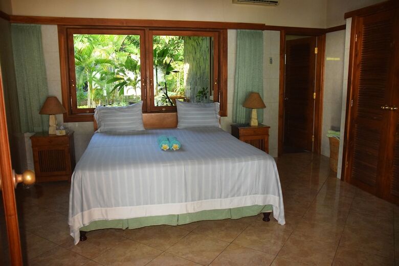 Apartamento Tulamben Wreck Divers