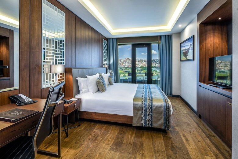 Clarion Hotel Golden Horn