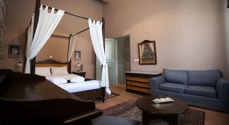 Hotel 1821 En Dolianis