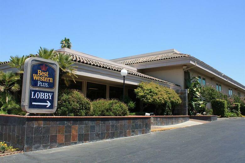 Hotel Best Western Village Inn