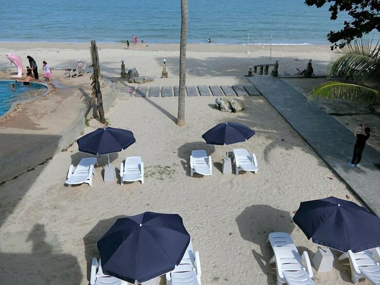 Hotel Talkoo Beach Resort Khanom