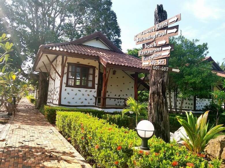 Hotel Talkoo Beach Resort Khanom
