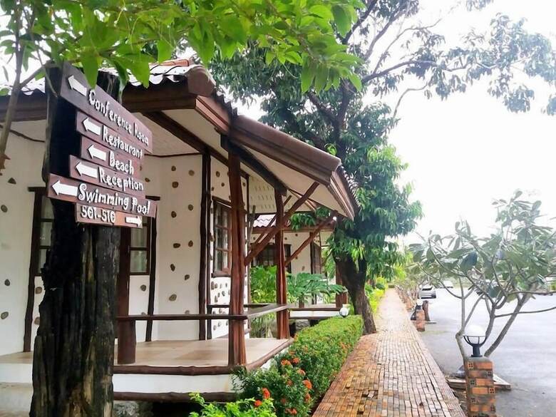 Hotel Talkoo Beach Resort Khanom