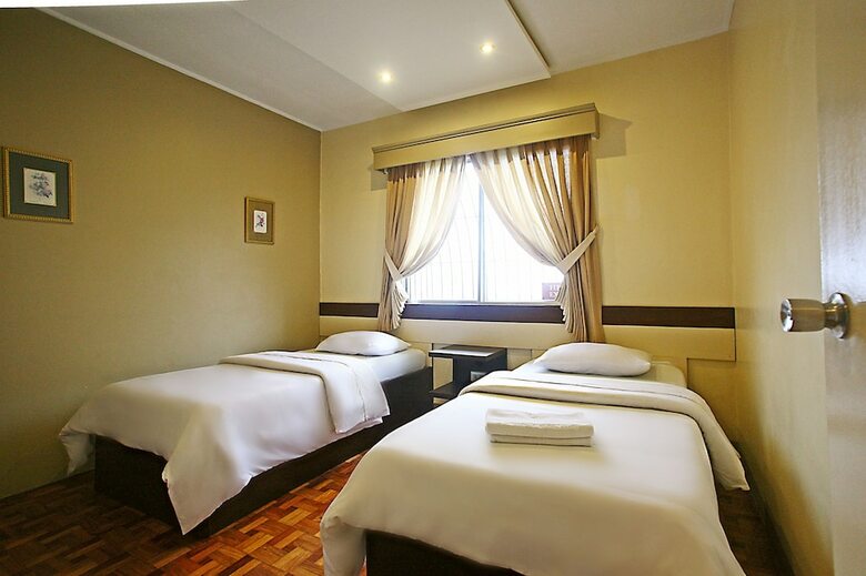 Hotel Baguio Holiday Villas