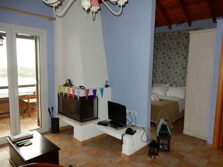 Aparthotel Apelon Tiritas Villas