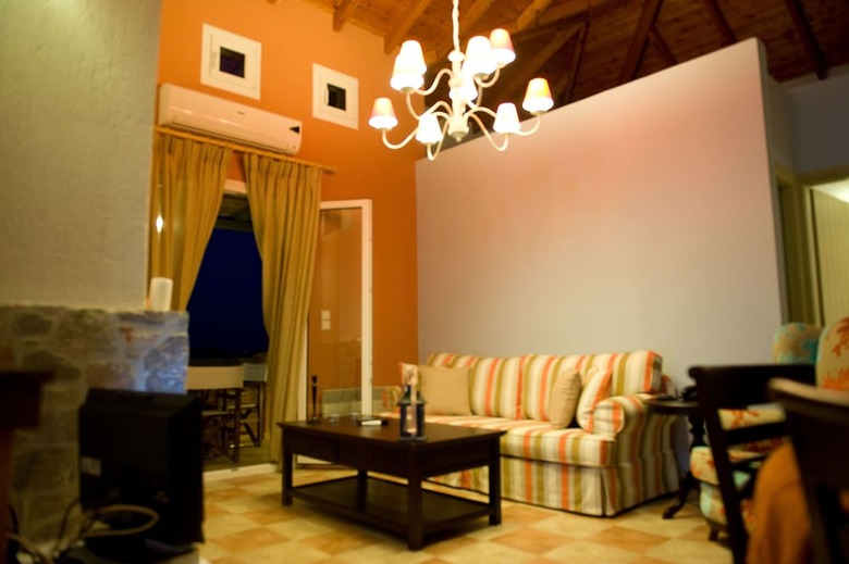 Aparthotel Apelon Tiritas Villas