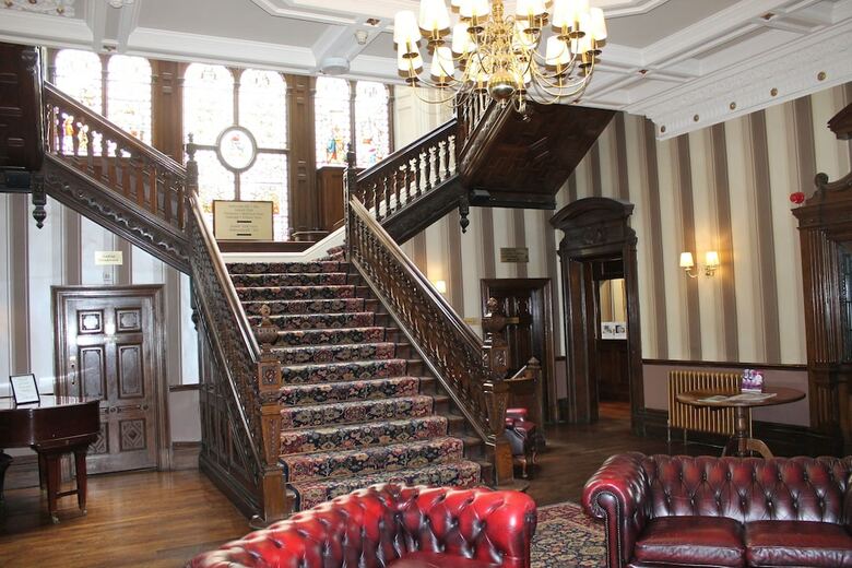 Best Western Burnley North Oaks Hotel