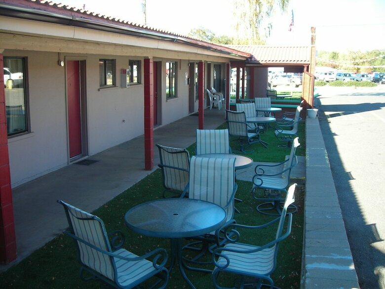 Motel Cortez Cozy Inn