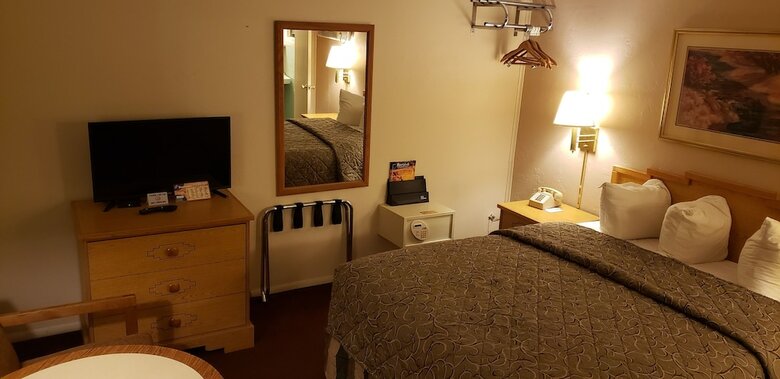 Motel Cortez Cozy Inn