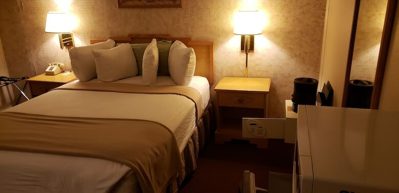 Motel Cortez Cozy Inn
