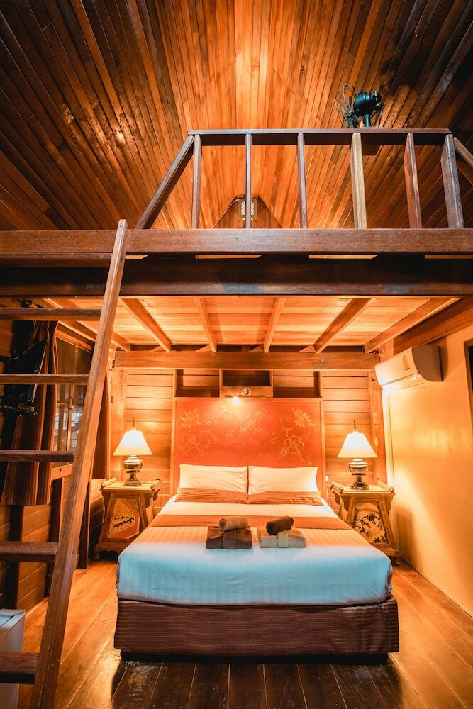 Hotel Leeloo Paradise Resort