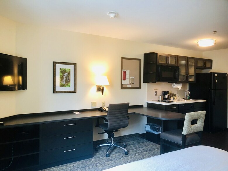 Hotel Candlewood Suites Lake Charles South