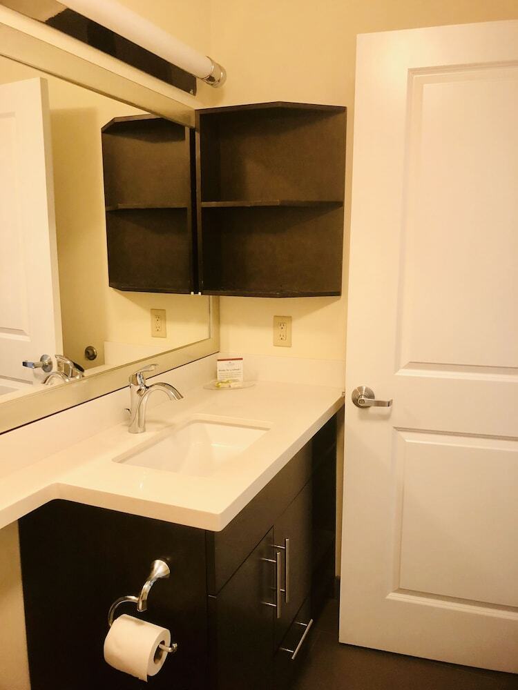 Hotel Candlewood Suites Lake Charles South